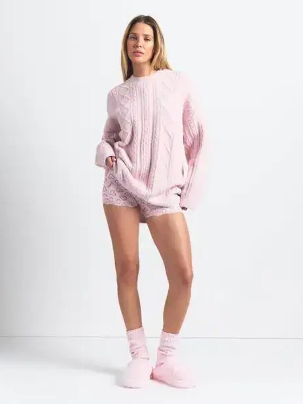 SKIMS COZY CABLE KNIT OVERSIZED CREWNECK PULLOVER NWT - CHERRY BLOSSOM - Picture 2 of 5